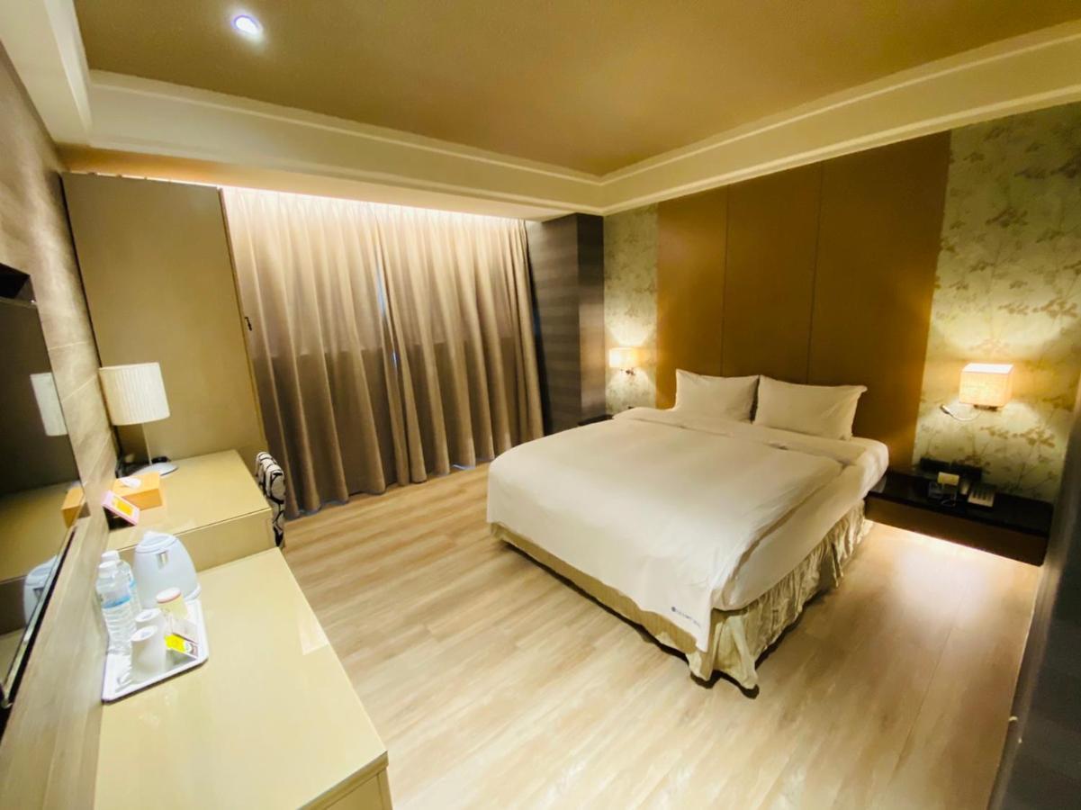 Dlinn Hotel Tajcshung Kültér fotó