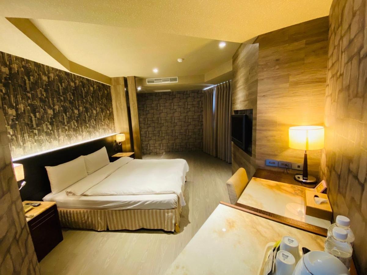 Dlinn Hotel Tajcshung Kültér fotó