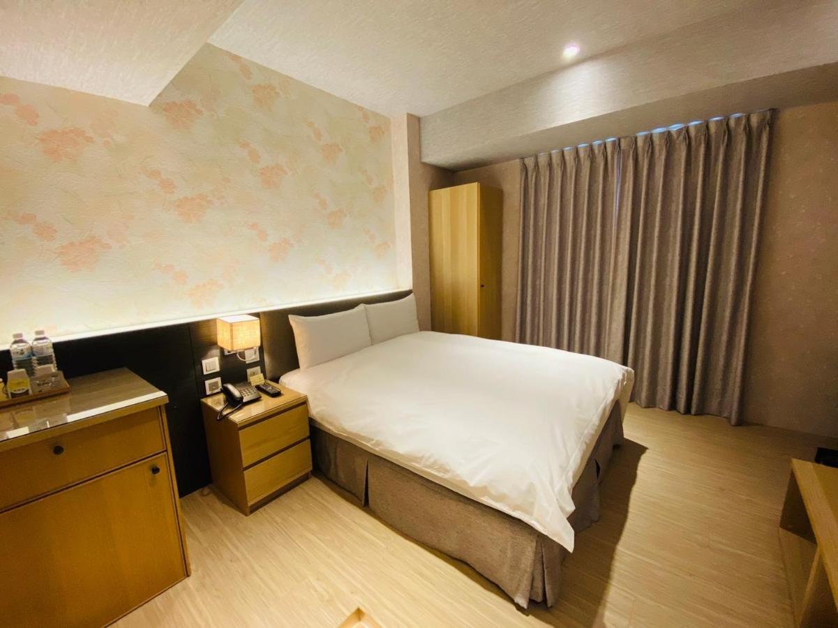 Dlinn Hotel Tajcshung Kültér fotó