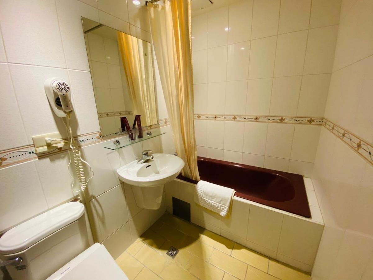 Dlinn Hotel Tajcshung Kültér fotó