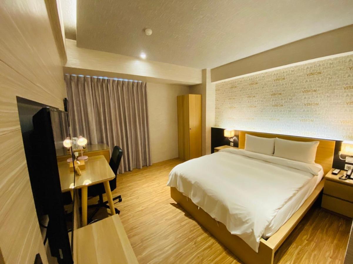 Dlinn Hotel Tajcshung Kültér fotó