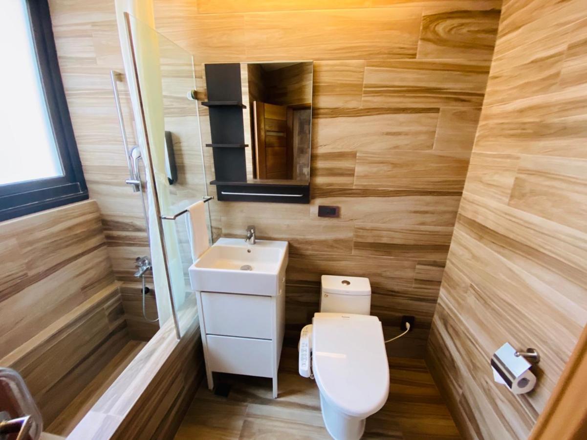 Dlinn Hotel Tajcshung Kültér fotó