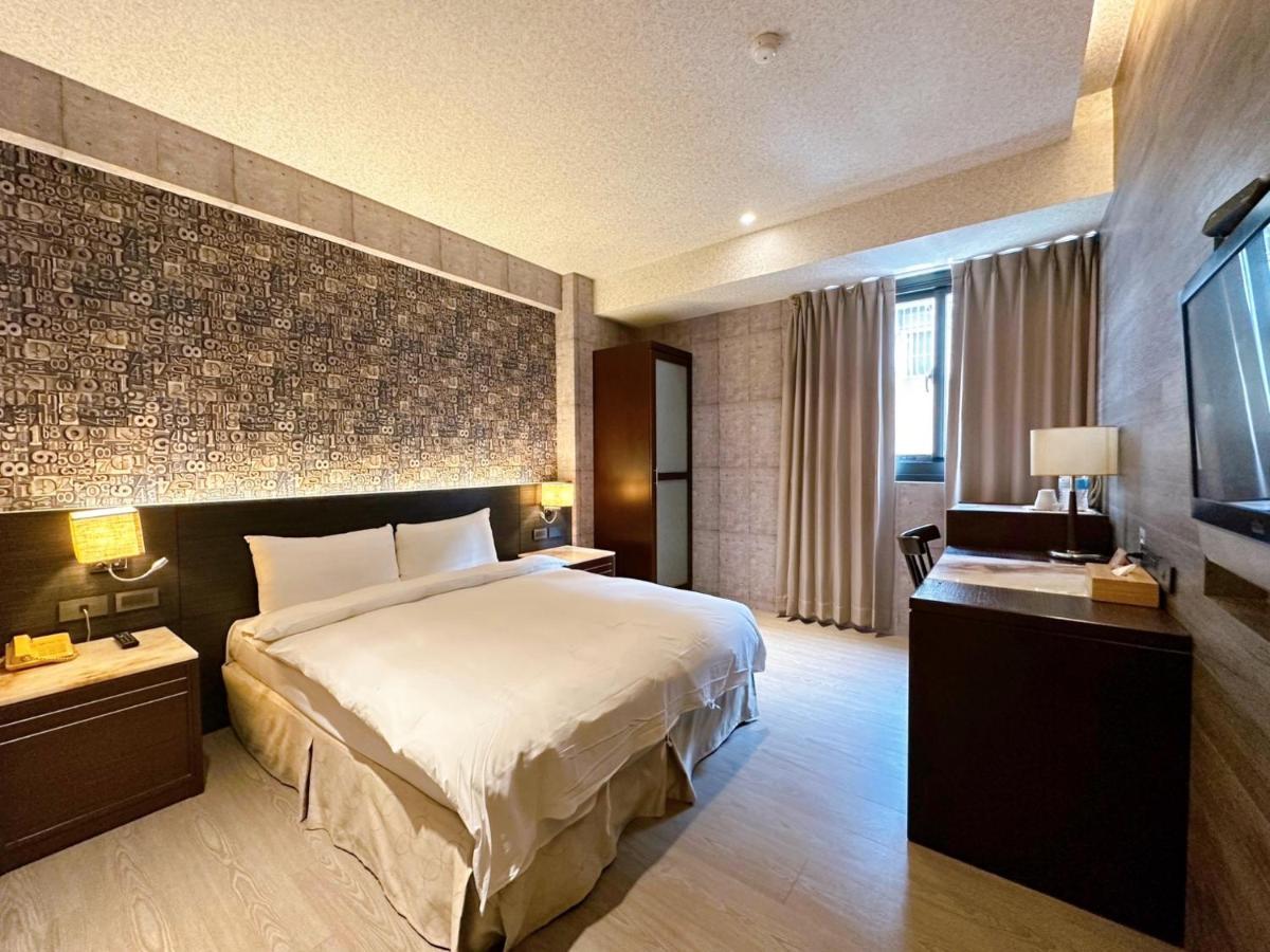 Dlinn Hotel Tajcshung Kültér fotó