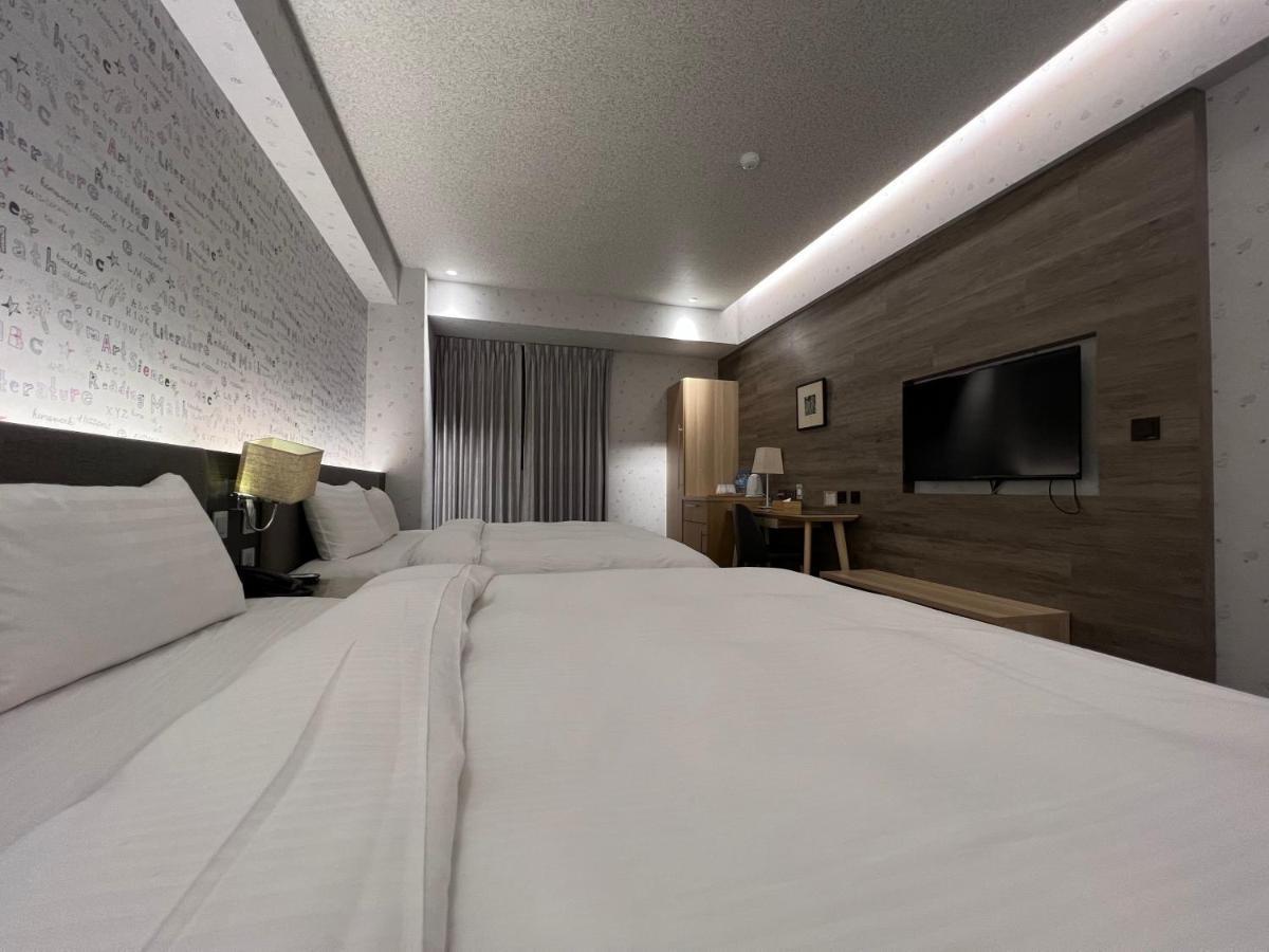 Dlinn Hotel Tajcshung Kültér fotó