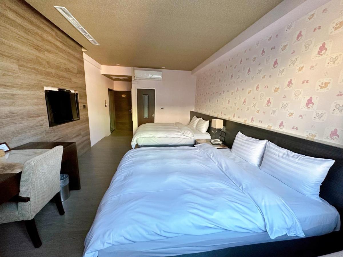 Dlinn Hotel Tajcshung Kültér fotó
