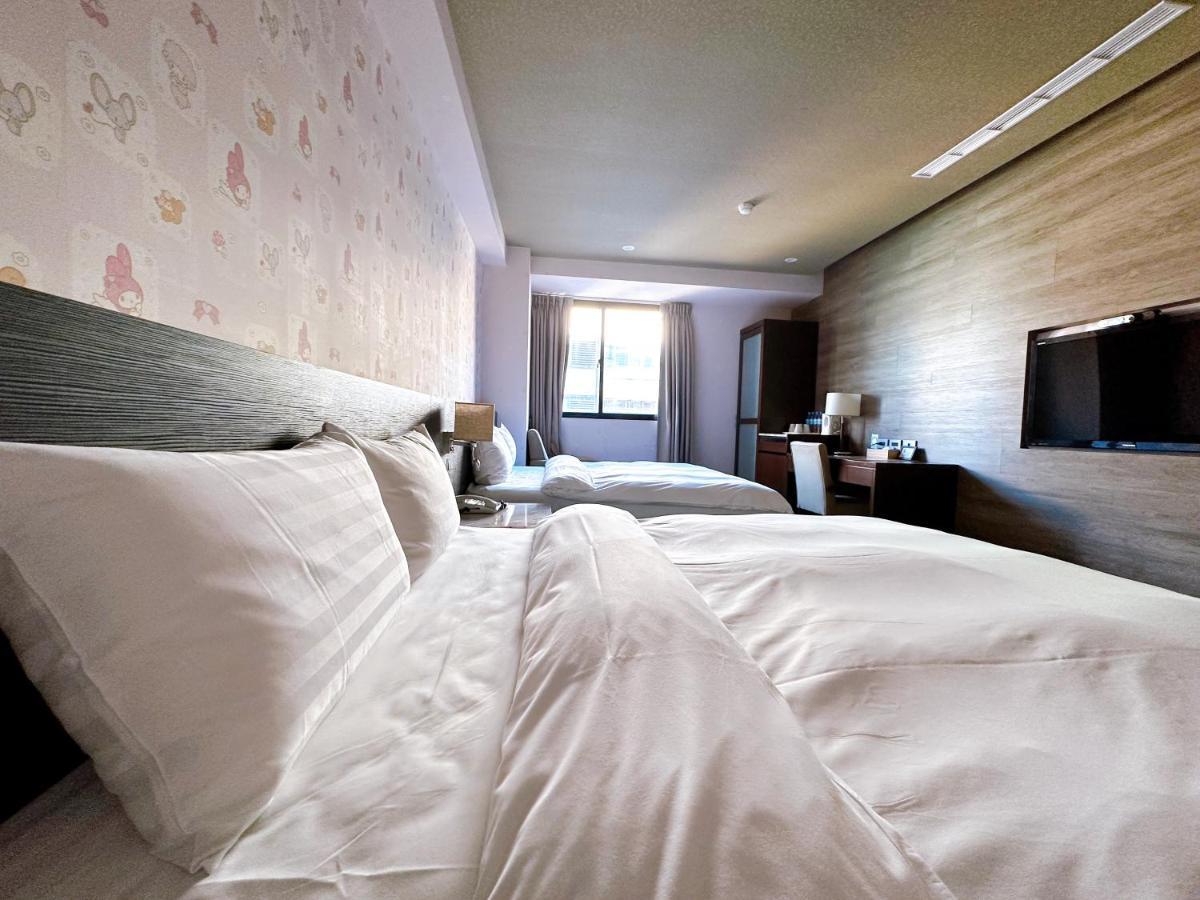 Dlinn Hotel Tajcshung Kültér fotó