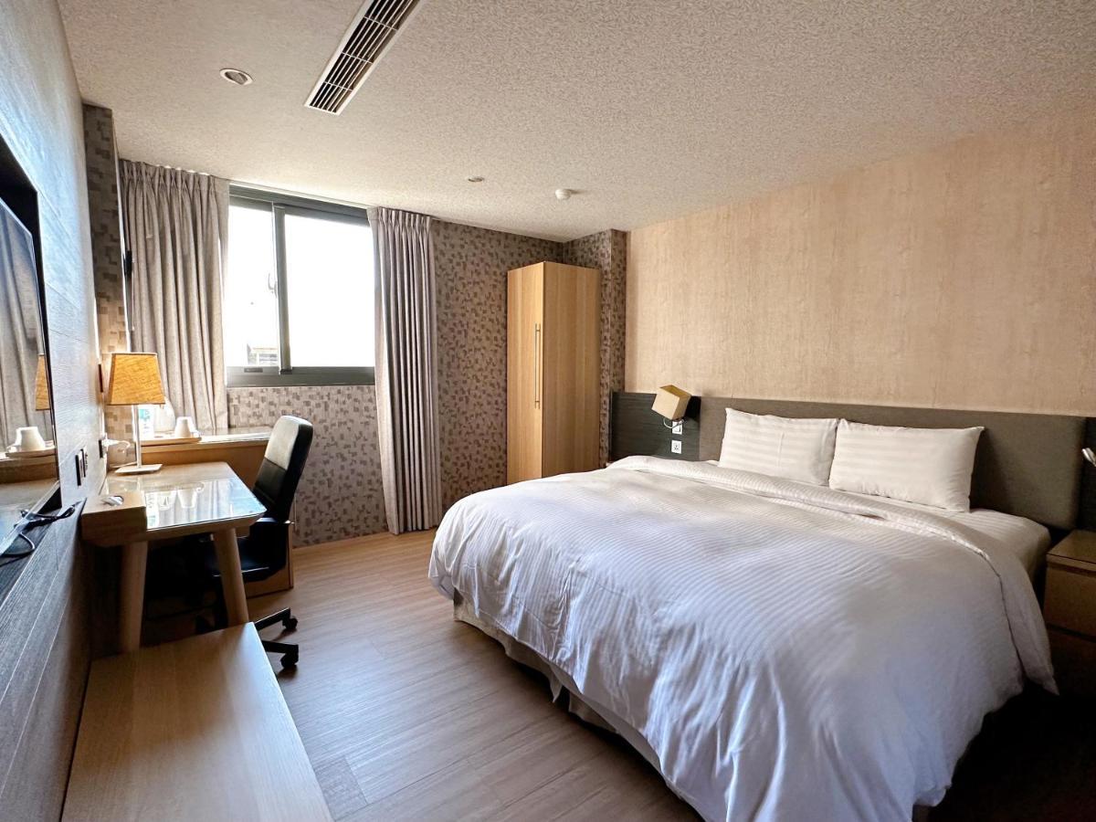 Dlinn Hotel Tajcshung Kültér fotó