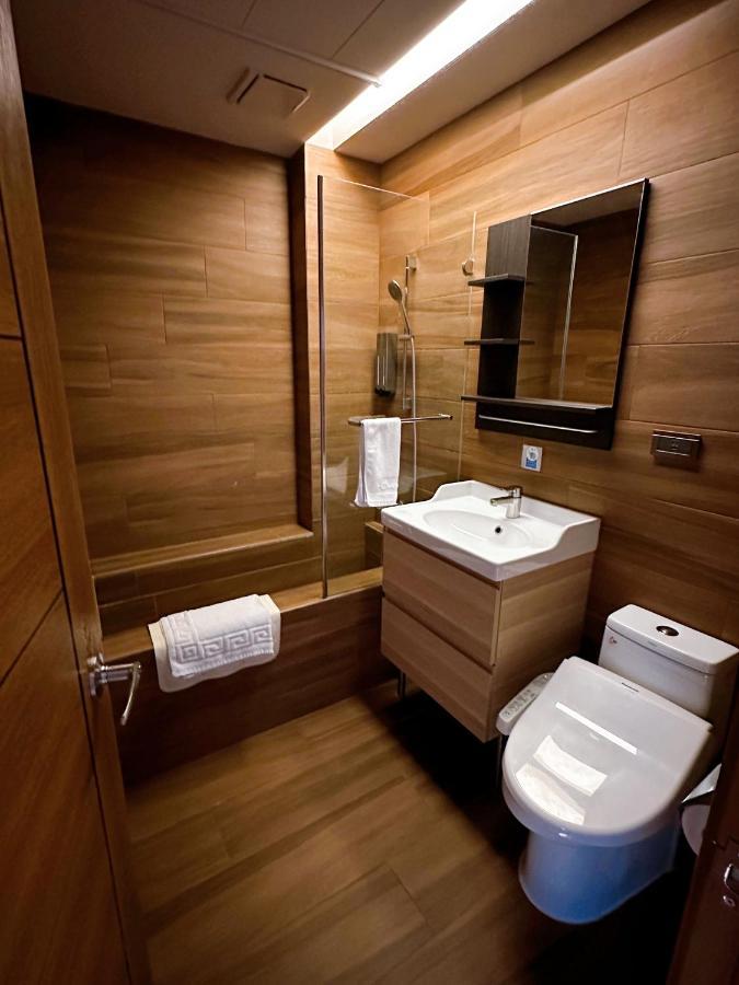 Dlinn Hotel Tajcshung Kültér fotó
