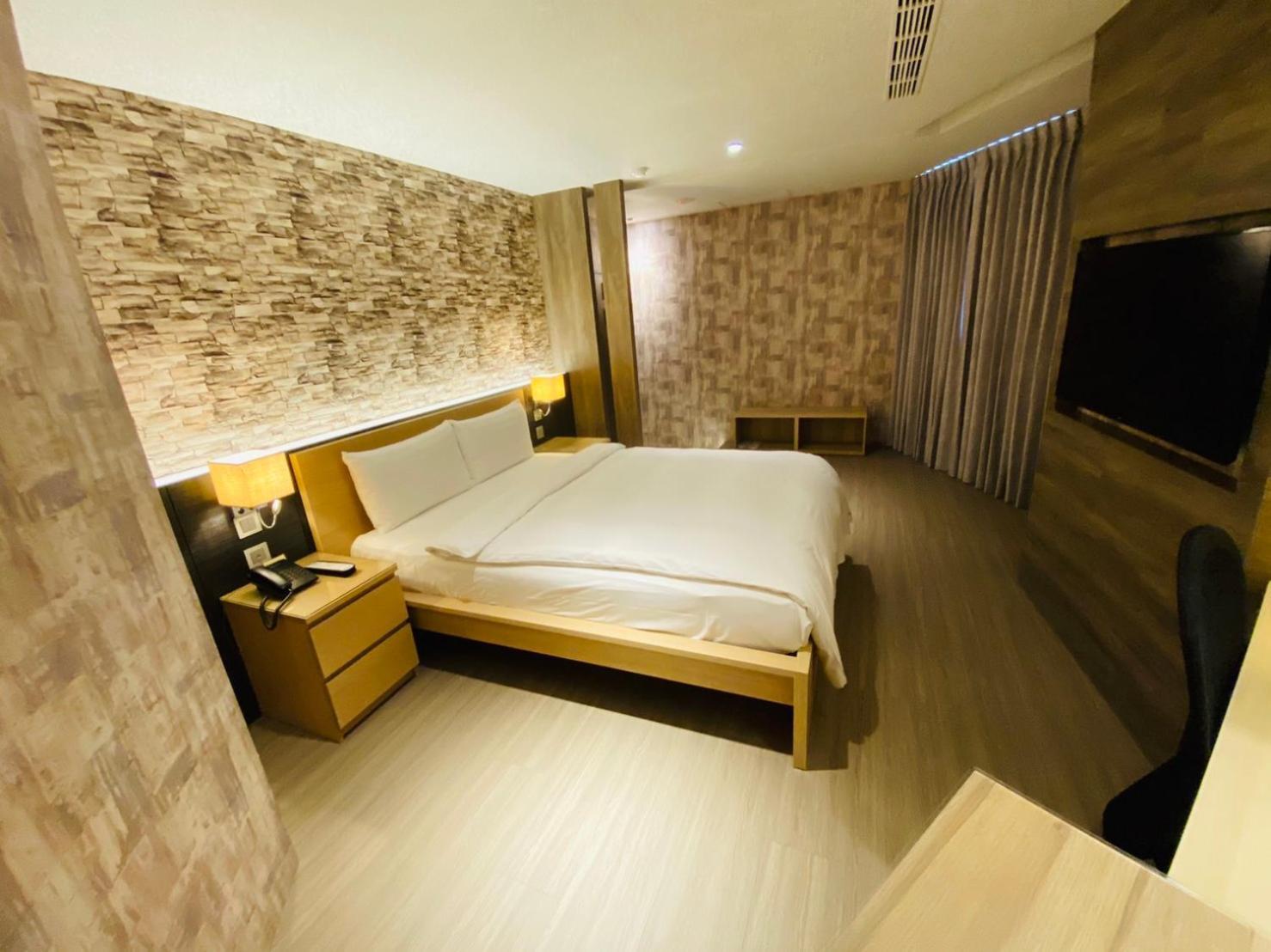 Dlinn Hotel Tajcshung Kültér fotó